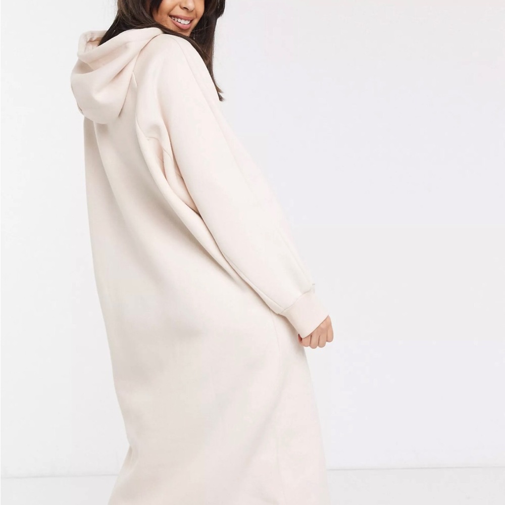 Collusion Maxi Hoodie Dress in Ecru NWOT Size 4 - Picture 3 of 4